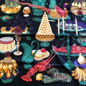 Hermès silk scarf GASTRONOMIE hand rolled 100% silk..excellent condition